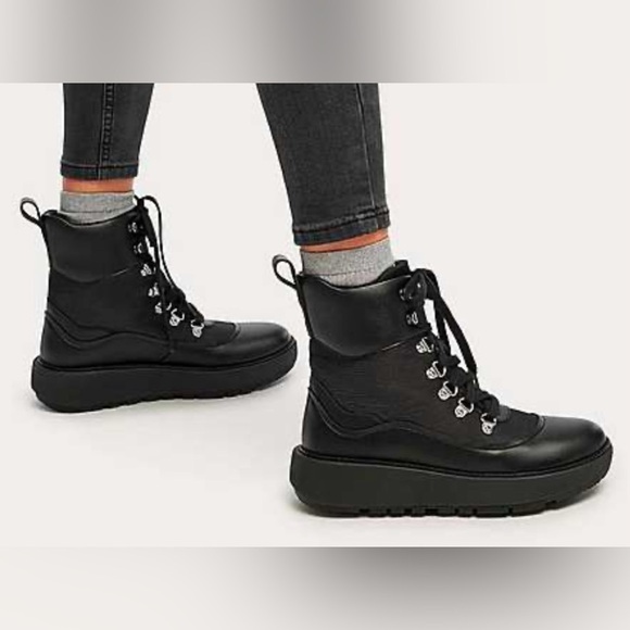 FitFlop Women's Ankle Boots - Picture 1 of 13